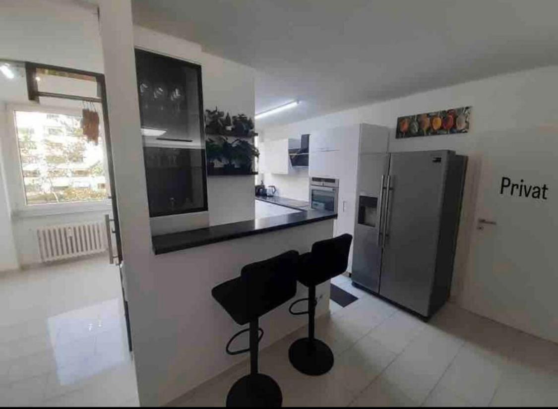 Homestay Messe Airport Elegant *